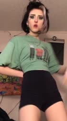 576x1024