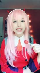 608x1080