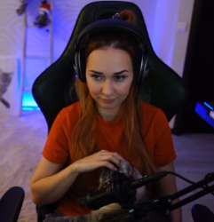 289x299