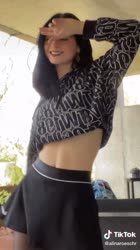 576x1024