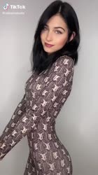 576x1024
