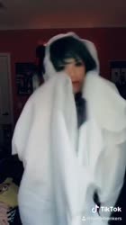 608x1080