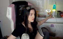 991x624