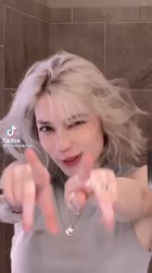 576x1024