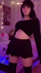 720x1276