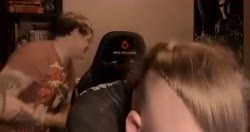 400x212
