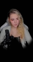 700x1280