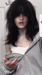 576x1024