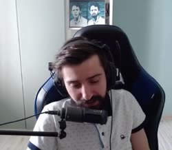 380x332