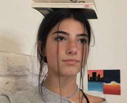460x374