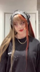 720x1274