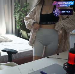 2070x2028