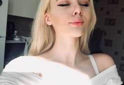 646x446