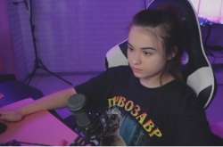 323x214