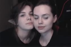 320x214