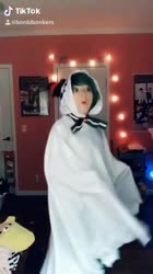 608x1080