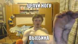 811x460