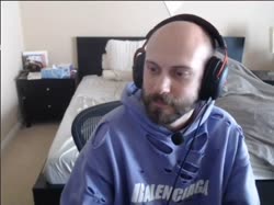 490x368