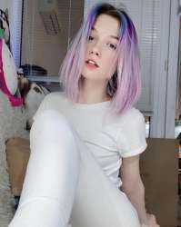819x1024