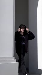 576x1024