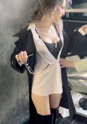 761x1079