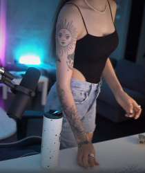 853x1011