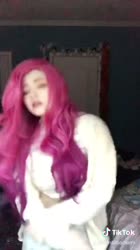 608x1080