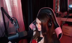430x258