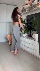 788x1400