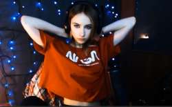 586x365