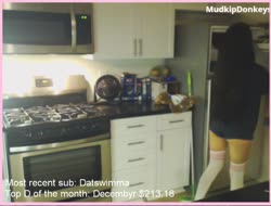 746x568