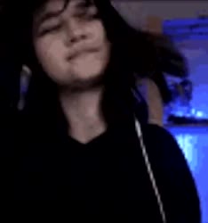 298x318