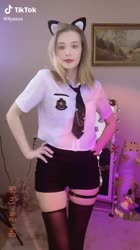 576x1024