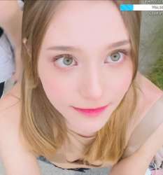 657x704