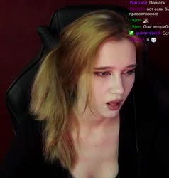 842x884