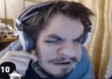 220x154
