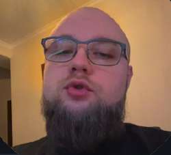 282x257