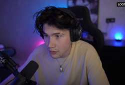 1307x896