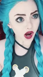576x1024