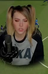 318x490