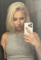 886x1280