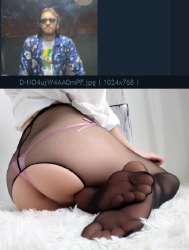 431x569