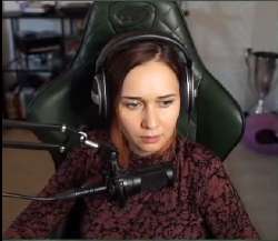 328x285