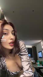 576x1024