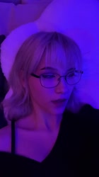 576x1024
