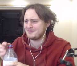 430x373