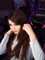 766x1020