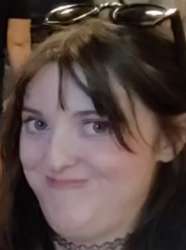 469x629