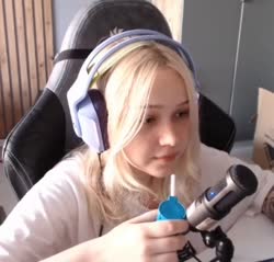 392x376
