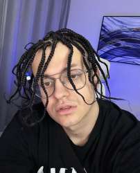 827x1021